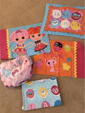Lalaloopsy 5 Piece Twin Bed Set, Flat, Fitted, 2 Pillowcases And Sham